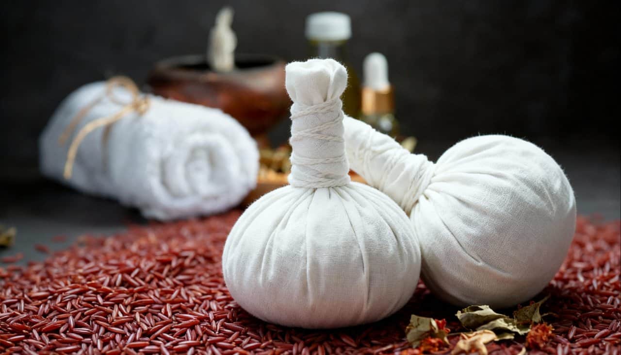 Navarakizhi - integrative healthcare treatment at Healers Clinic Dubai